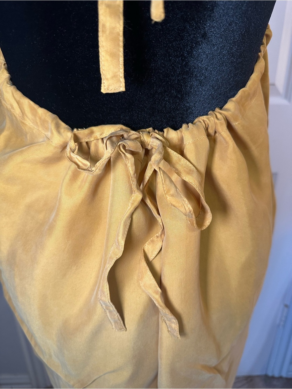 Lovestitch Cupro Halter Tie Back Dress Medium Mustard Gold Resort Vacation - Picture 6 of 14